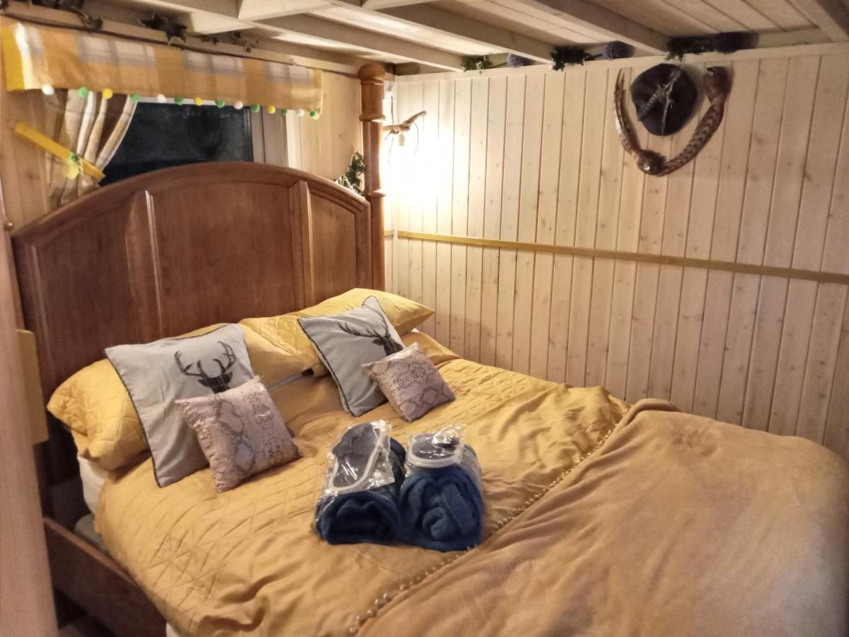 Glamping Malvern Shepherd Hut Exteriér fotografie
