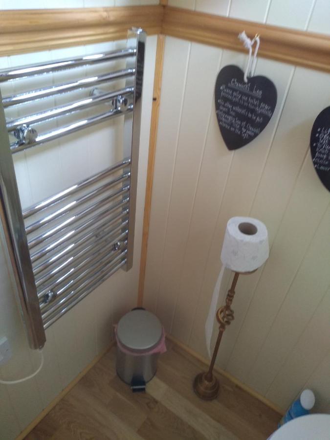 Glamping Malvern Shepherd Hut Exteriér fotografie